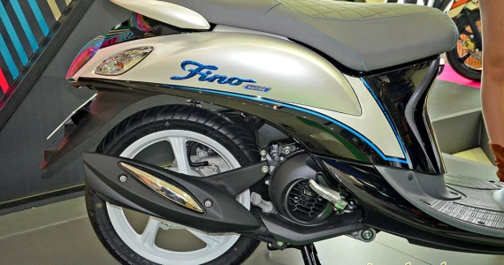 รูปภาพ ยามาฮ่า Yamaha Fino 125 Premium Deluxe ปี 2015