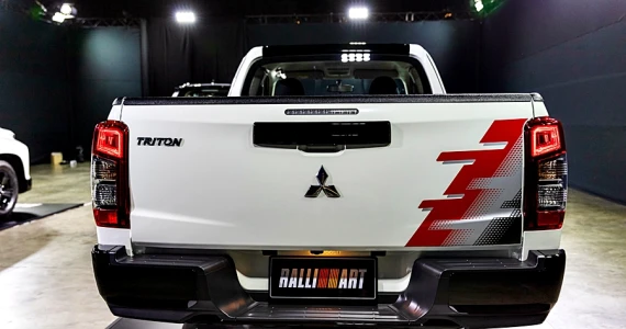 รูปภาพ มิตซูบิชิ Mitsubishi Triton MEGA-CAB RALLIART ปี 2022