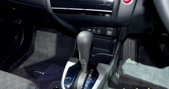 รูปภาพ ฮอนด้า Honda Jazz V+ ปี 2014