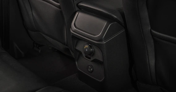 รูปภาพ ฟอร์ด Ford Everest 2.0L Turbo Sport 4x2 6AT ปี 2022