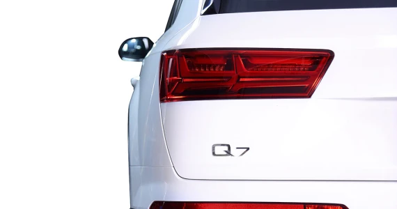 รูปภาพ อาวดี้ Audi Q7 45 TFSI quattro S line ปี 2017
