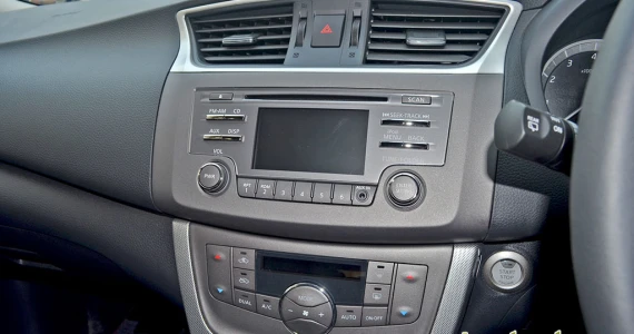 รูปภาพ นิสสัน Nissan Pulsar 1.6 SV ปี 2013
