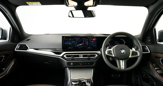 รูปภาพ บีเอ็มดับเบิลยู BMW Series 3 320Li M Sport ปี 2023