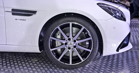 รูปภาพ เมอร์เซเดส-เบนซ์ Mercedes-benz AMG SLC 43 ปี 2016