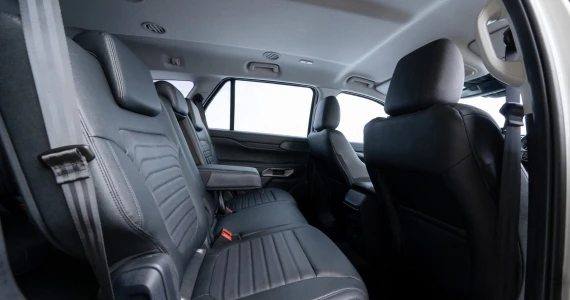 รูปภาพ ฟอร์ด Ford Everest 2.0L Turbo Sport Special Edition 4x2 6AT ปี 2025