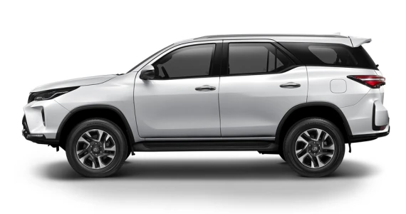รูปภาพ โตโยต้า Toyota Fortuner 2.4 Leader V AT ปี 2022