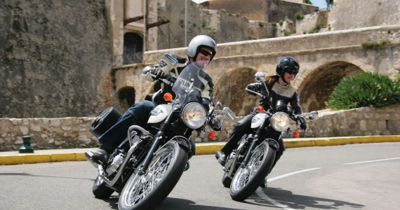 รูปภาพ ไทรอัมพ์ Triumph Bonneville T100 ปี 2015