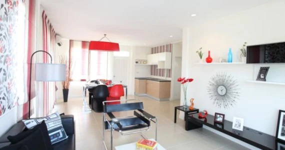 รูปภาพ ฟลอร่า ดิวิน่า (Flora Divina)