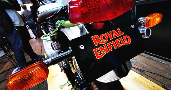 รูปภาพ โรยัล เอ็นฟีลด์ Royal Enfield Bullet Trials Works Replica 500 ปี 2019