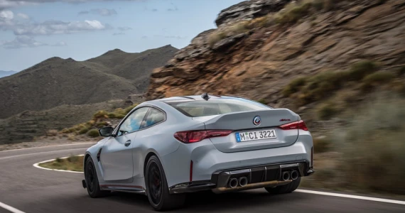 รูปภาพ บีเอ็มดับเบิลยู BMW M4 CSL ปี 2022