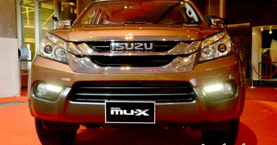 รูปภาพ อีซูซุ Isuzu MU-X 2.5 VGS DVD A/T ปี 2014