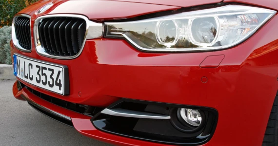 รูปภาพ บีเอ็มดับเบิลยู BMW Series 3 320i M Sport ปี 2015
