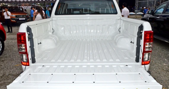 รูปภาพ ฟอร์ด Ford Ranger Double Cab 2.2L XLS 4x2 Hi-Rider ปี 2015