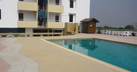 รูปภาพ เดอะ ทรีโอ (The Trio)