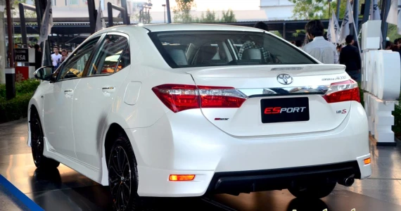 รูปภาพ โตโยต้า Toyota Altis (Corolla) 1.8 ESport A/T ปี 2014