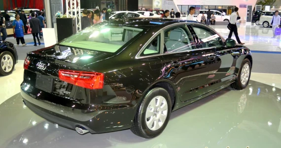 รูปภาพ อาวดี้ Audi A6 2.0 Turbo TFSI ปี 2012