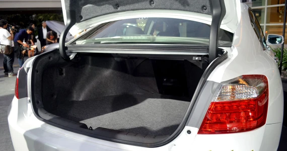 รูปภาพ ฮอนด้า Honda Accord 2.0 EL ปี 2013