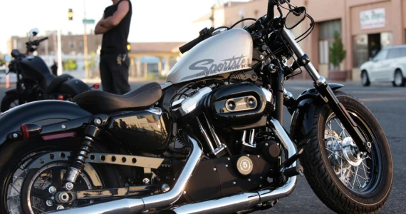 รูปภาพ ฮาร์ลีย์-เดวิดสัน Harley-Davidson Cruiser Forty-Eight ปี 2016