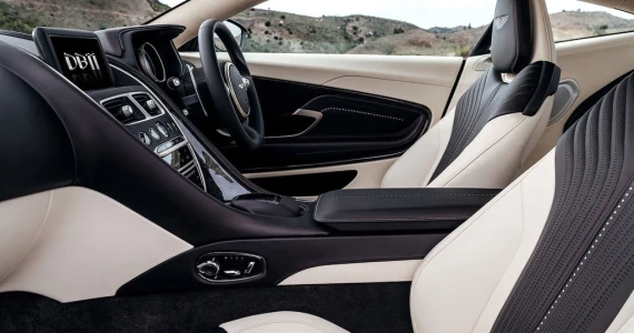 รูปภาพ แอสตัน มาร์ติน Aston Martin DB11 Coupe ปี 2016