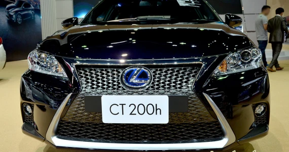 รูปภาพ เลกซัส Lexus CT200h F-Sport ปี 2014