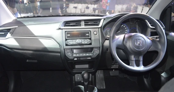 รูปภาพ ฮอนด้า Honda Mobilio S AT 5 Seat ปี 2017