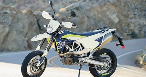 รูปภาพ ฮุสวาน่า Husqvarna 701 SUPERMOTO ปี 2018