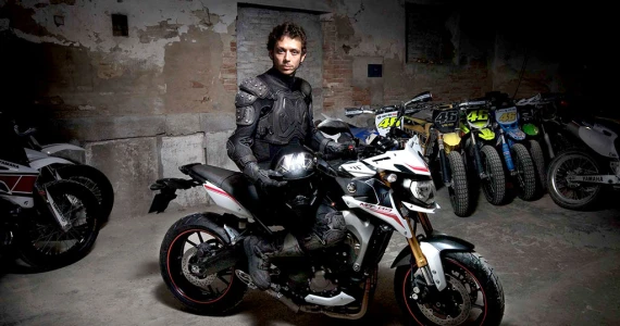 รูปภาพ ยามาฮ่า Yamaha FZ-09 Street Rally ปี 2015