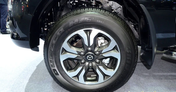 รูปภาพ มาสด้า Mazda BT-50 PRO FreestyleCab 2.2 Hi-Racer ปี 2017