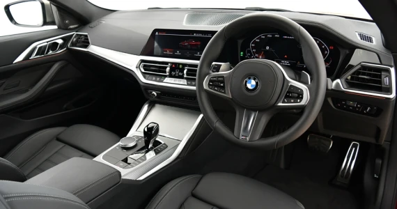 รูปภาพ บีเอ็มดับเบิลยู BMW M4 M440i xDrive Coupe ปี 2022