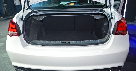 รูปภาพ เอ็มจี MG 6 1.8 C Turbo DCT ปี 2015