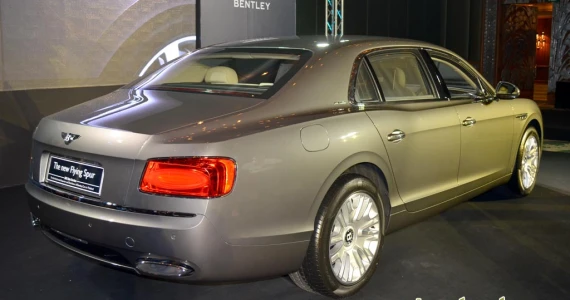 รูปภาพ เบนท์ลี่ย์ Bentley Flying Spur W12 Standard ปี 2013