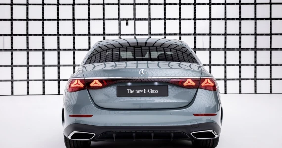 รูปภาพ เมอร์เซเดส-เบนซ์ Mercedes-benz E-Class E 220 d AMG Line (Launch EDITION) ปี 2024