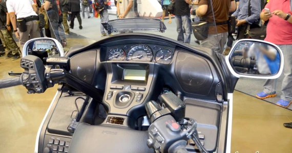 รูปภาพ ฮอนด้า Honda Goldwing GL 1800F ปี 2014