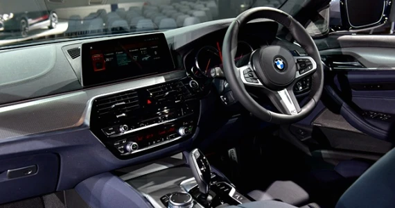 รูปภาพ บีเอ็มดับเบิลยู BMW Series 5 530i M Sport ปี 2017