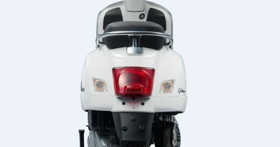 รูปภาพ เวสป้า Vespa GTS Super 300 ABS ปี 2017