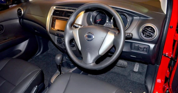 รูปภาพ นิสสัน Nissan Livina 1.6 E CVT ปี 2014