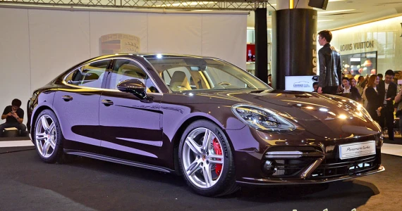 รูปภาพ ปอร์เช่ Porsche Panamera Turbo ปี 2016