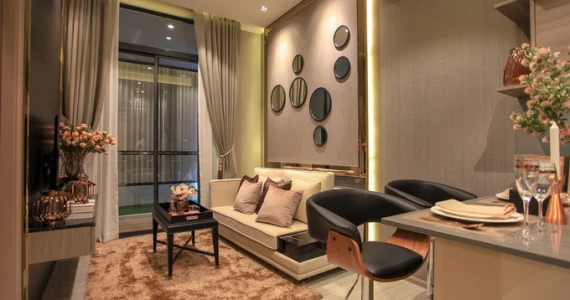 รูปภาพ เมย์แฟร์ เพลส วิคทอรี่ โมนูเมนต์ (Mayfair Place Victory Monument)