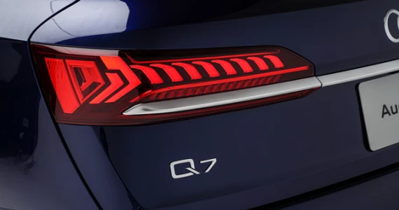 รูปภาพ อาวดี้ Audi Q7 45 TDI quattro S line MY20 ปี 2020