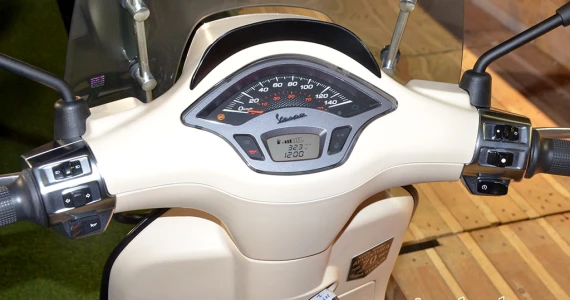 รูปภาพ เวสป้า Vespa Sprint Avventura 70 Limited Edition ปี 2016