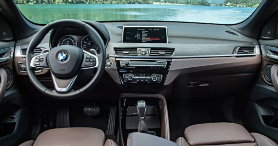 รูปภาพ บีเอ็มดับเบิลยู BMW X1 sDrive18i xLine ปี 2016