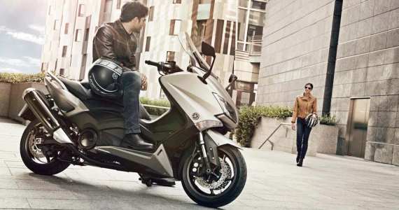 รูปภาพ ยามาฮ่า Yamaha TMAX (Standard) ปี 2015