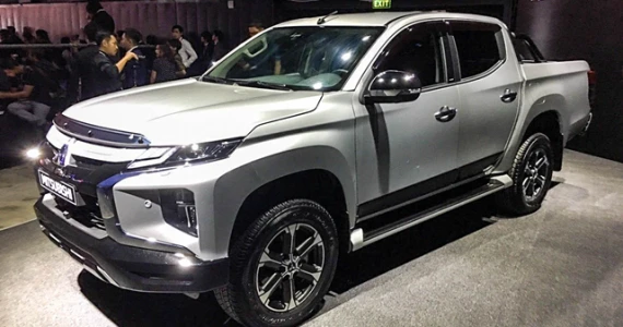 รูปภาพ มิตซูบิชิ Mitsubishi Triton Double Cab 4WD GT-Premium A/T MY2019 ปี 2019