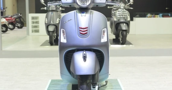 รูปภาพ เวสป้า Vespa GTS SUPER SPORT 300 ABS ปี 2018