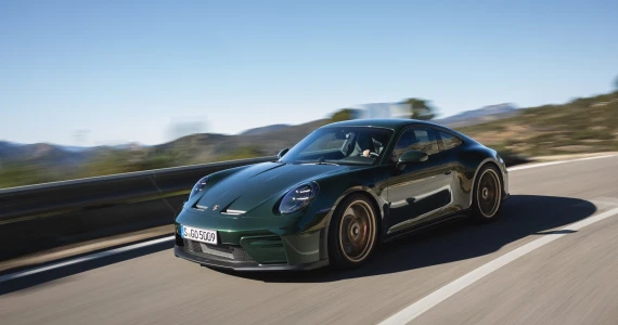 รูปภาพ Porsche ปี 2025