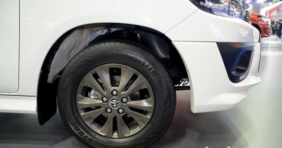 รูปภาพ โตโยต้า Toyota Revo Smart Cab 2.4 TRD Sportivo ปี 2016