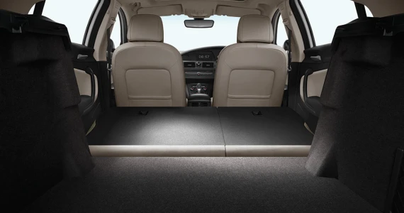 รูปภาพ เอ็มจี MG 6 1.8 D Turbo Sunroof DCT Fastback ปี 2015