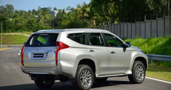 รูปภาพ มิตซูบิชิ Mitsubishi Pajero Sport 2WD GLS LTD ปี 2017