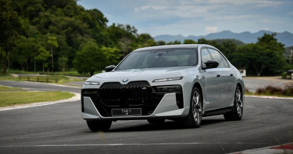 รูปภาพ บีเอ็มดับเบิลยู BMW M7 M760e xDrive ปี 2023