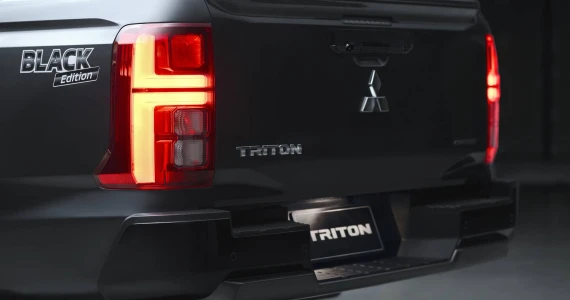 รูปภาพ มิตซูบิชิ Mitsubishi Triton Double Cab Plus 2.4 Ultra AT Black Edition ปี 2024